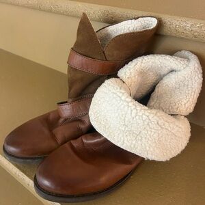Aldo Chestnut Ankle Boots with Shearling Lining